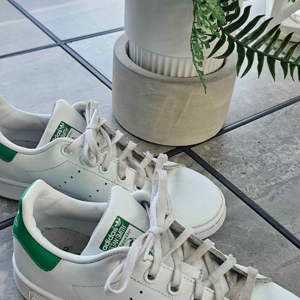 Adidas Originals Stan Smith Women's Size 6.5  White Green Sneakers Shoes.
